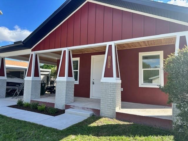 1515 E Knollwood St., Tampa, FL 33610