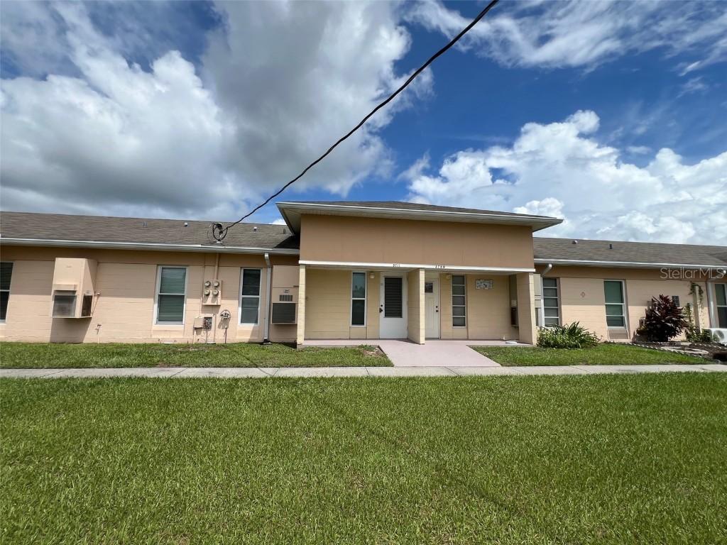 3711 Club Cir., Lake Wales, FL 33898