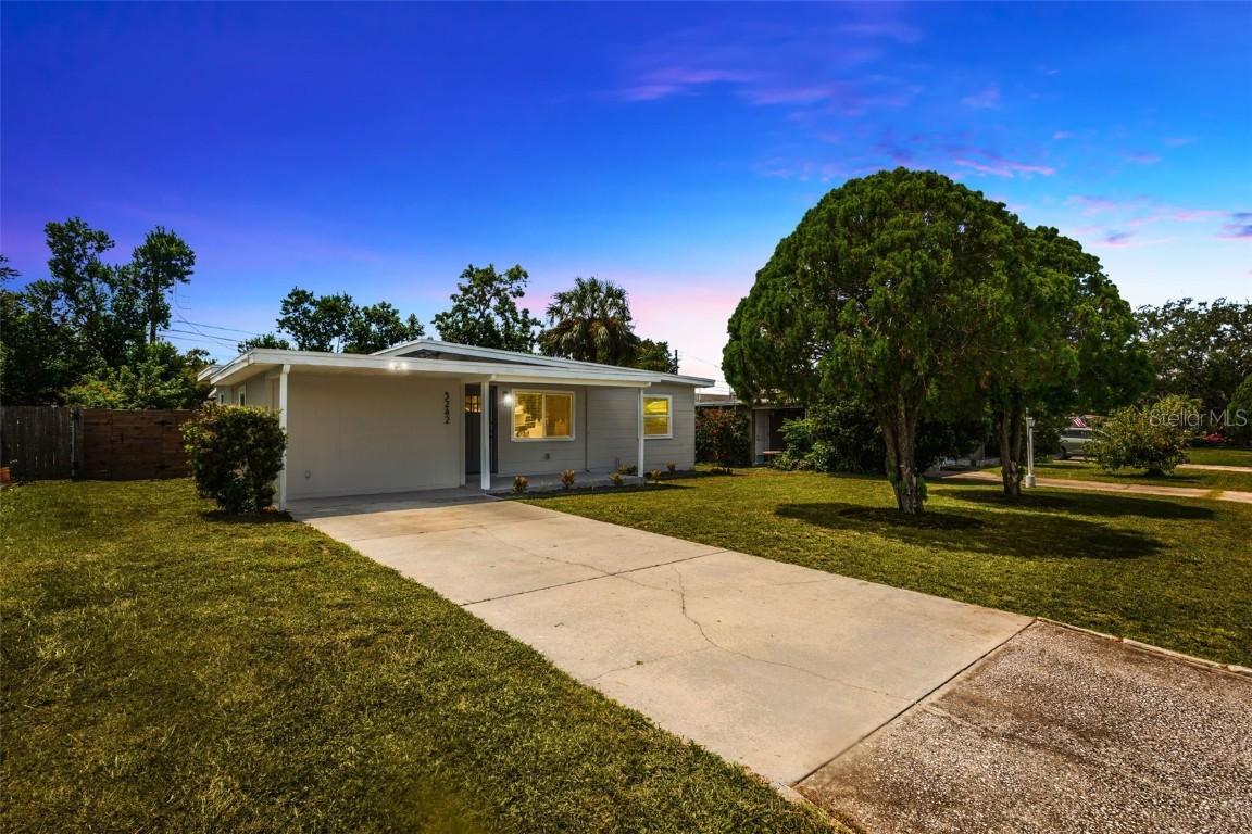 5242 45th Ave., St Petersburg, FL 33709