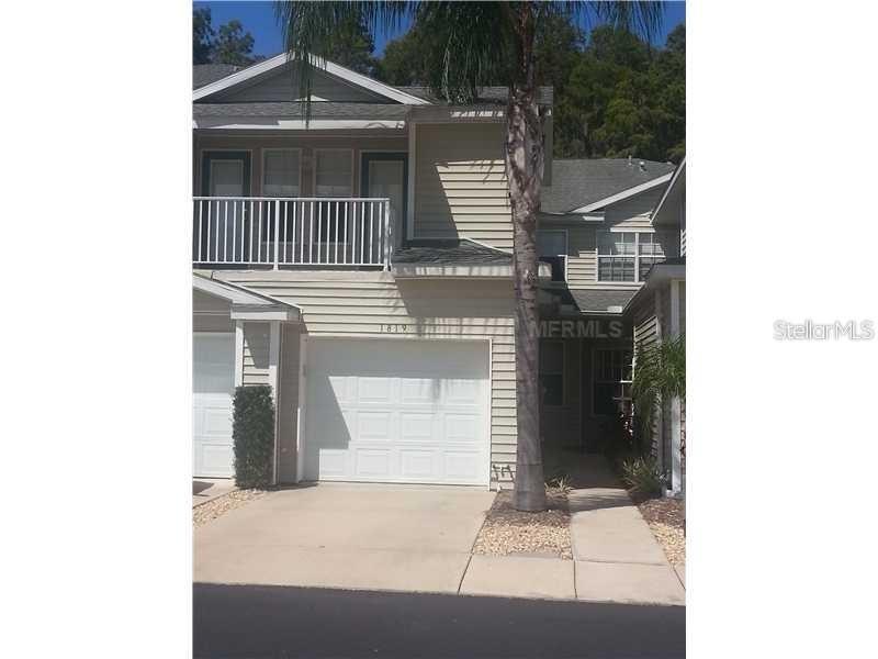 1819 Hammocks Ave., Lutz, FL 33549