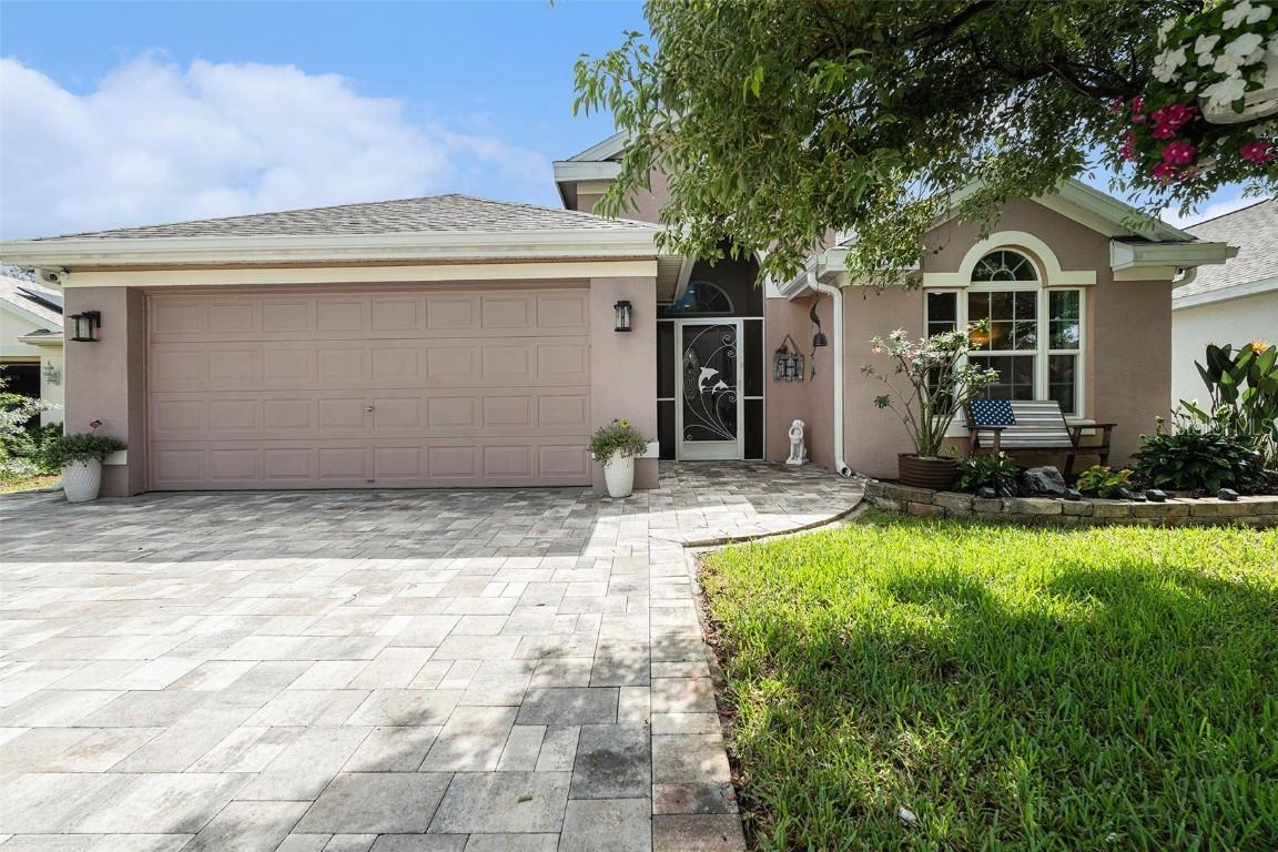2718 Dolphin Watch Ct., Holiday, FL 34691