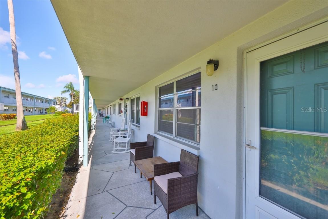 5246 81st St. #10, St Petersburg, FL 33709