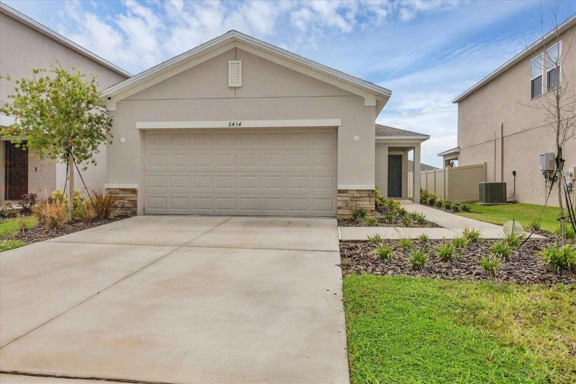 6434 Milestone Loop, Palmetto, FL 34221