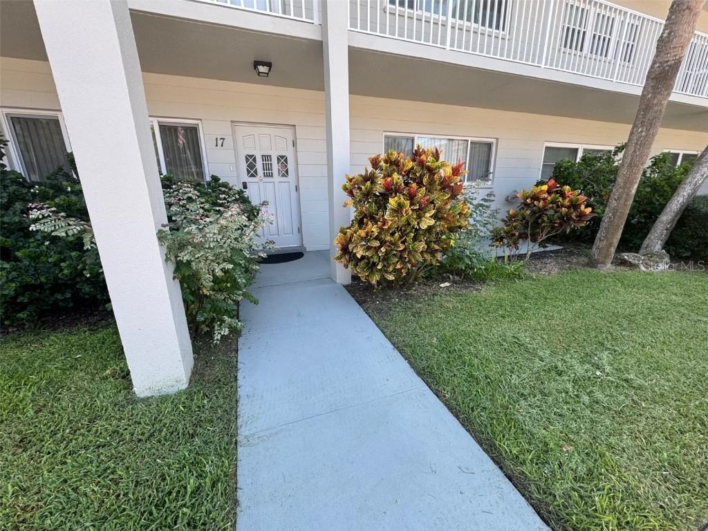 2071 Australia Way #17, Clearwater, FL 33763