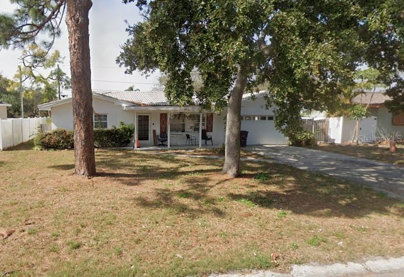 1736 Sharondale Dr., Clearwater, FL 33755