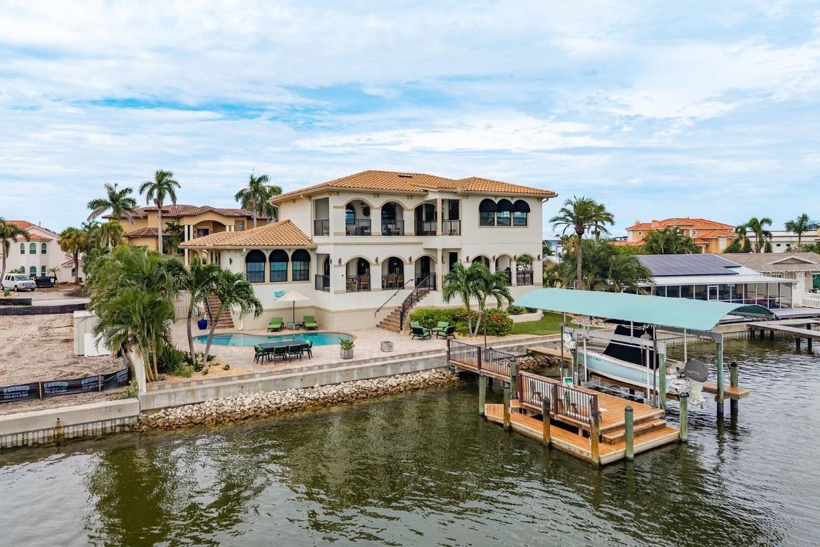 7974 9th Ave., St Petersburg, FL 33707