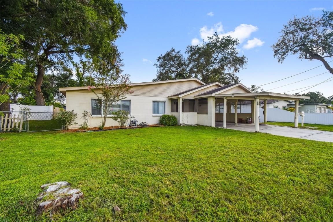 819 W Bougainvillea Ave., Tampa, FL 33612