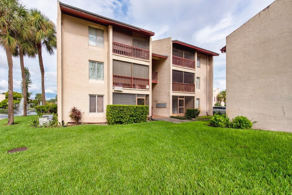 8602 Champlain Ct. #93, Tampa, FL 33614