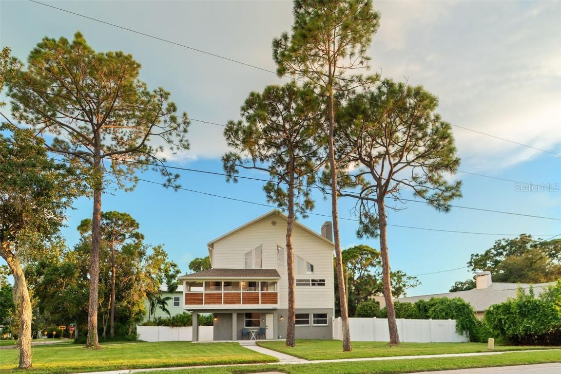 13854 77th Ave., Seminole, FL 33776