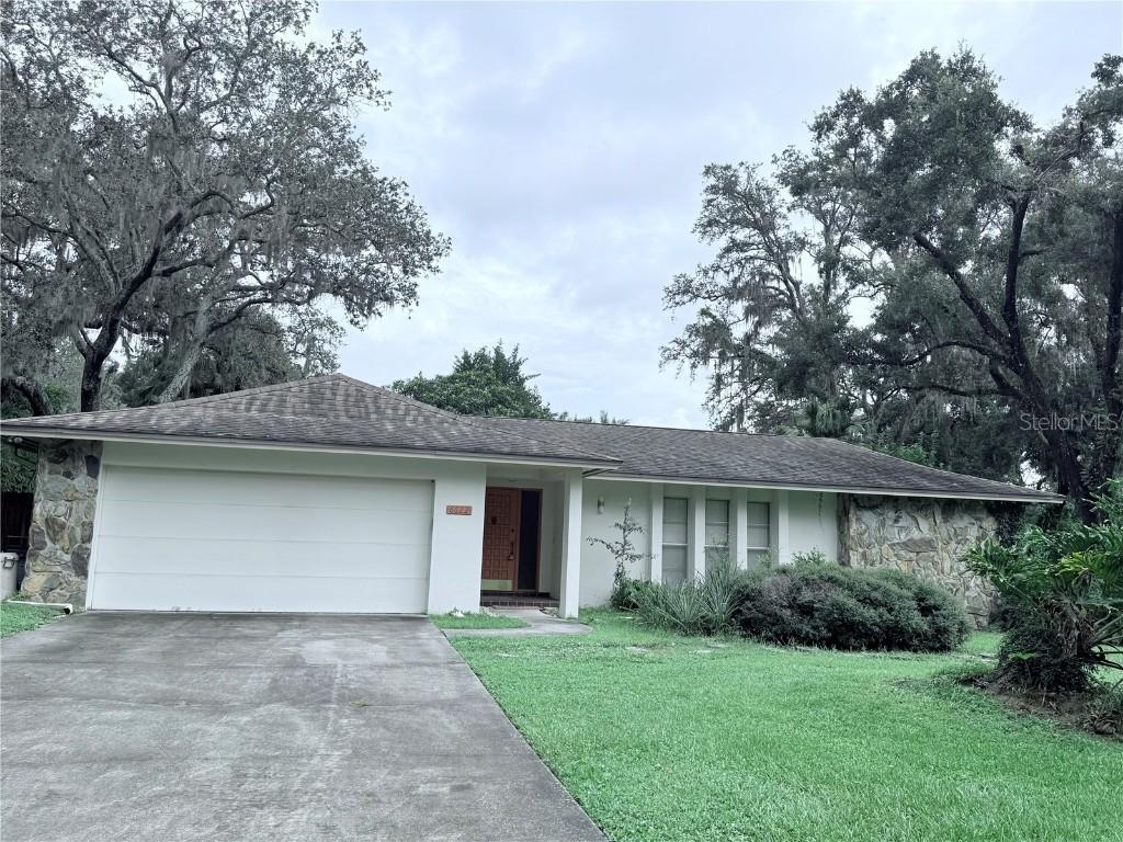 6622 Glencoe Dr., Temple Terrace, FL 33617