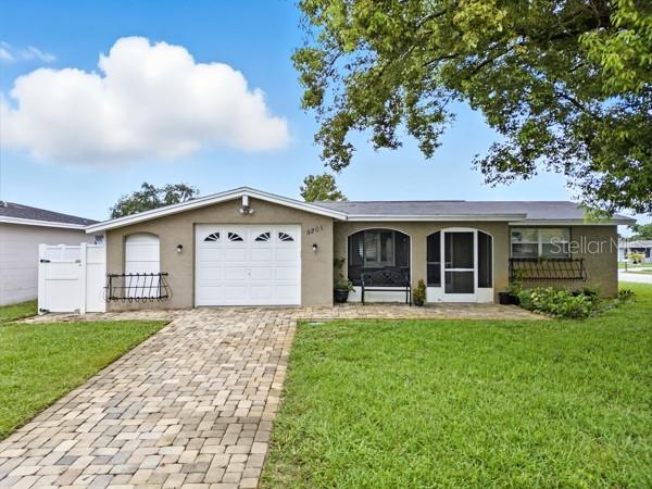 9201 Lunar Ln., Port Richey, FL 34668