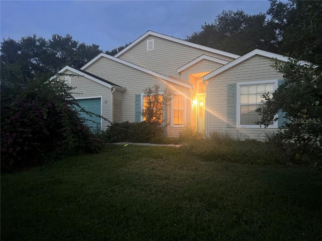 25447 Crestwater Dr., Leesburg, FL 34748