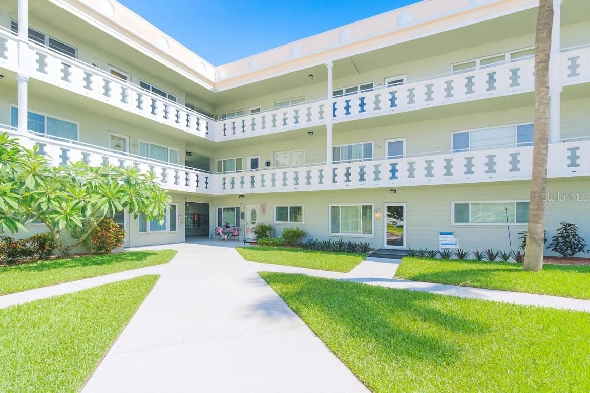 2400 Columbia Dr. #28, Clearwater, FL 33763