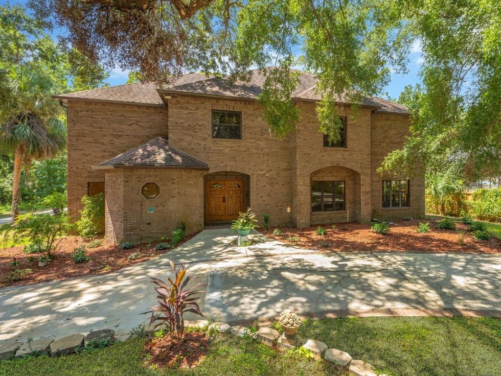 902 River Rapids Ave., Brandon, FL 33511