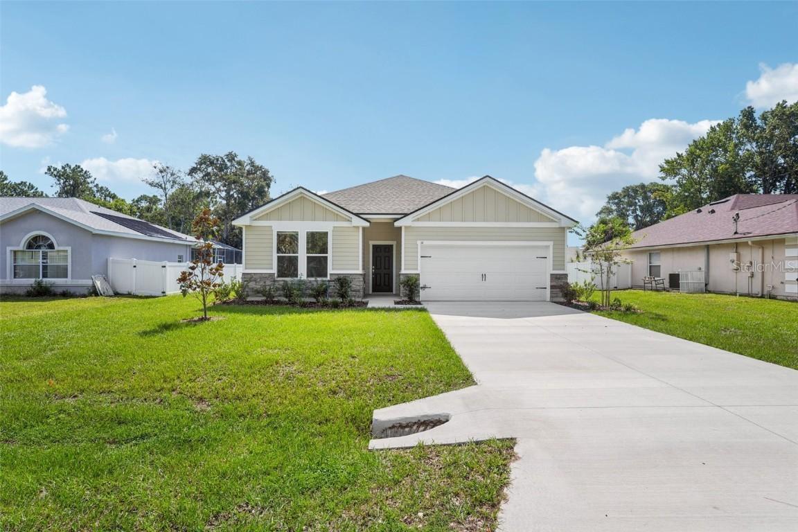 14 Patchogue Pl., Palm Coast, FL 32164
