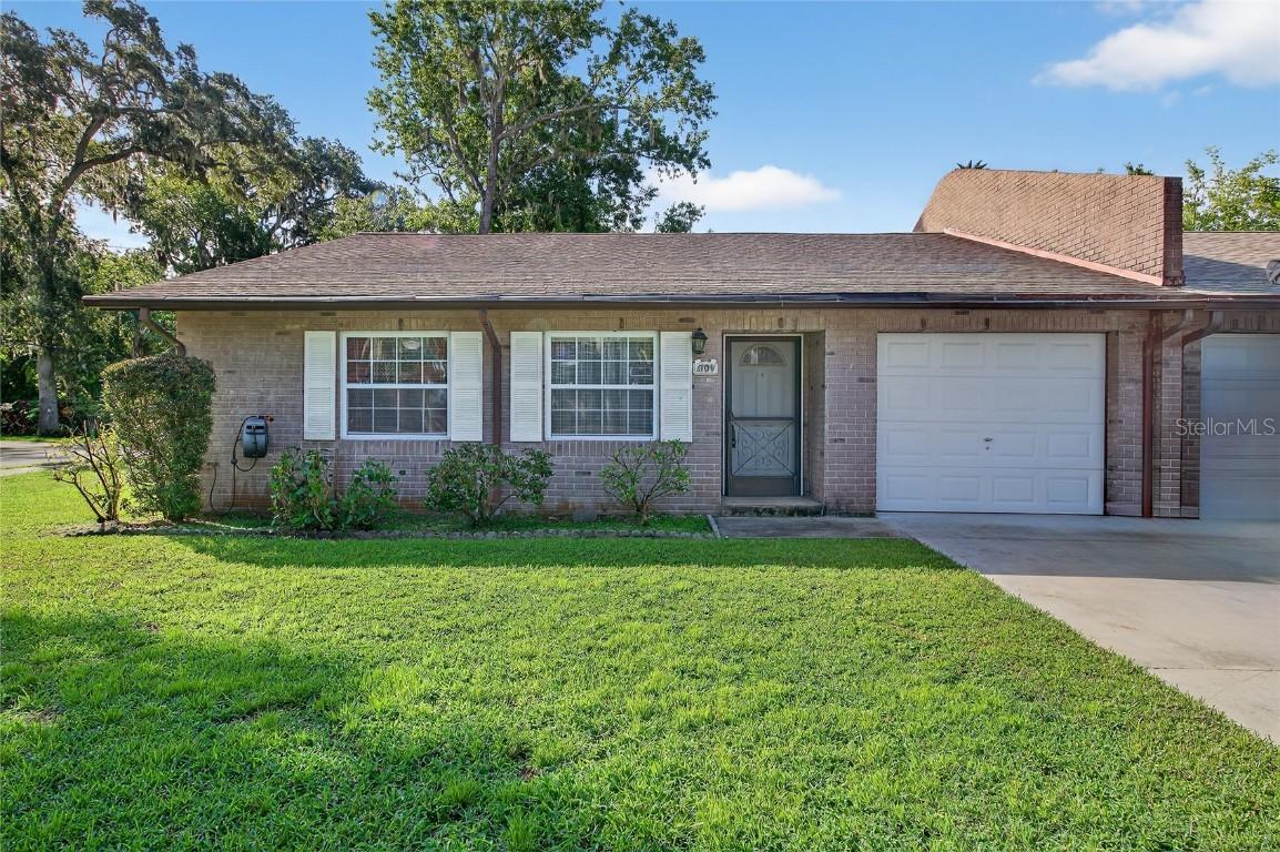 901 Kingsport Ct., Holly Hill, FL 32117