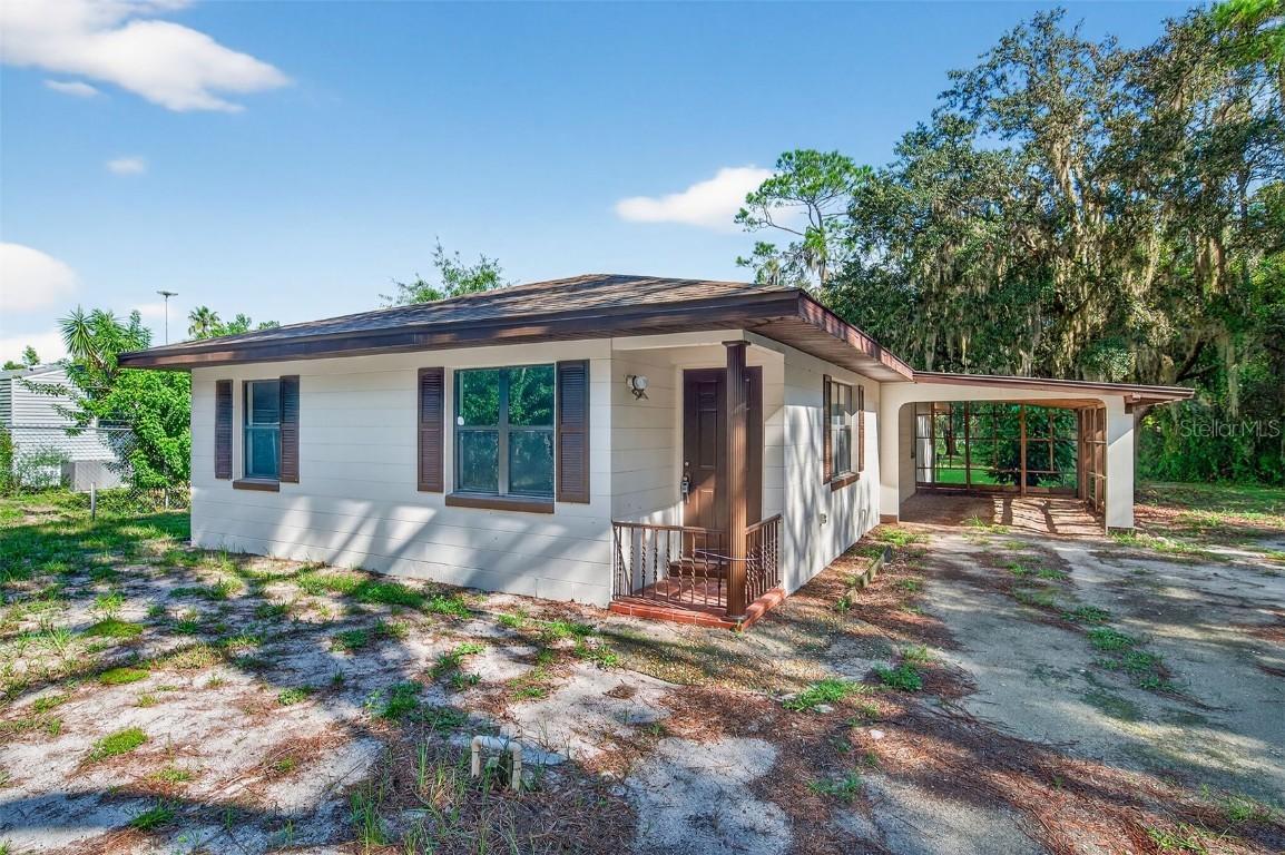 25 Anderson Rd., Lake Wales, FL 33898