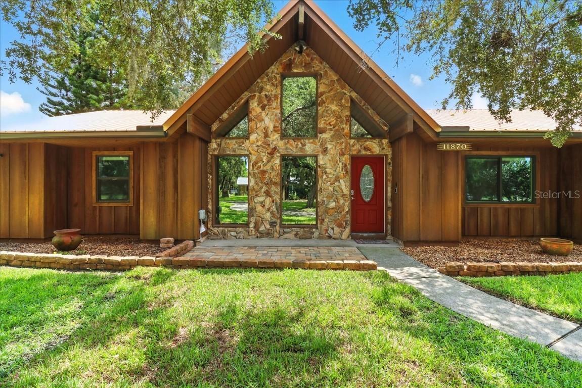 11870 W Riverhaven Dr., Homosassa, FL 34448