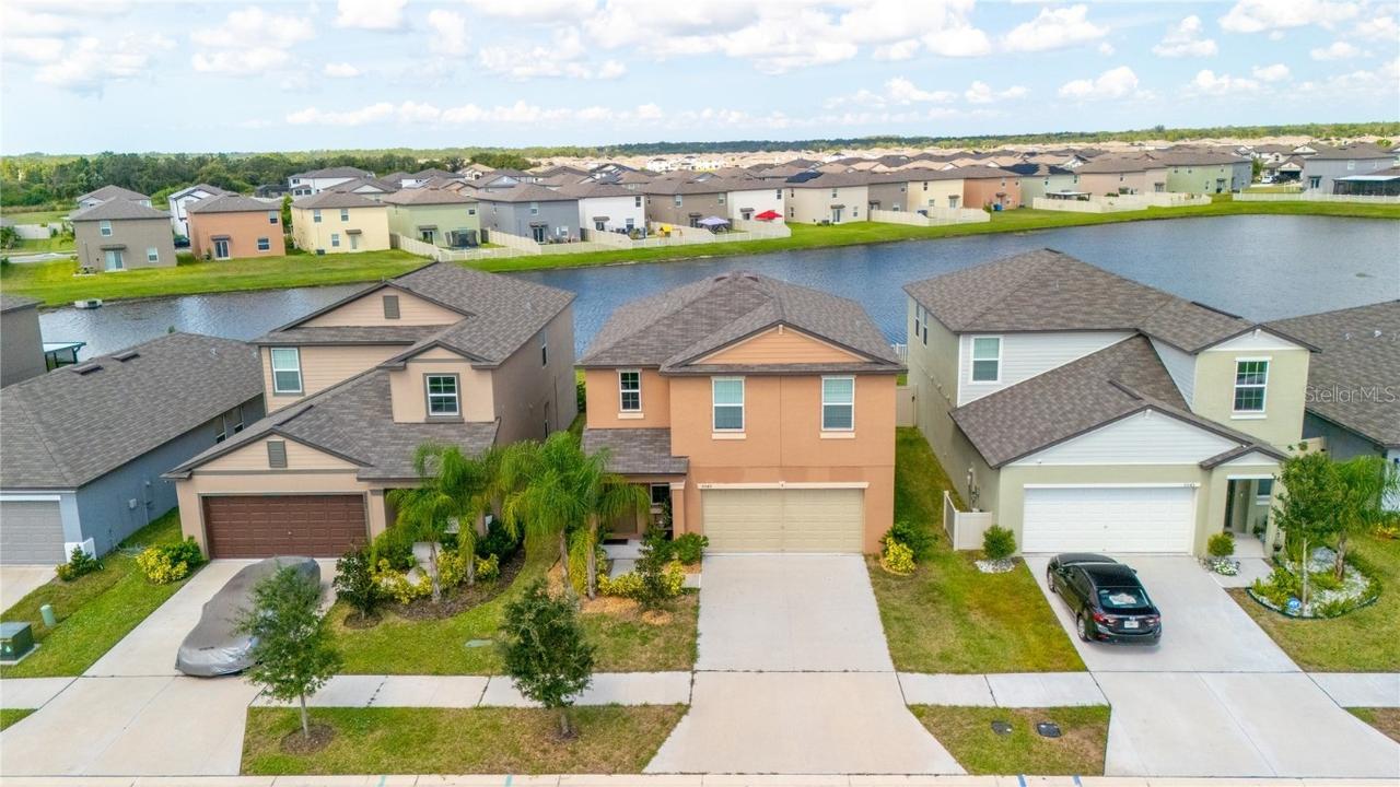 5545 Blue Azure Dr., Wimauma, FL 33598