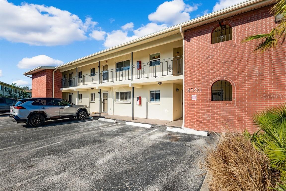 4560 Overlook Dr. #271, St Petersburg, FL 33703