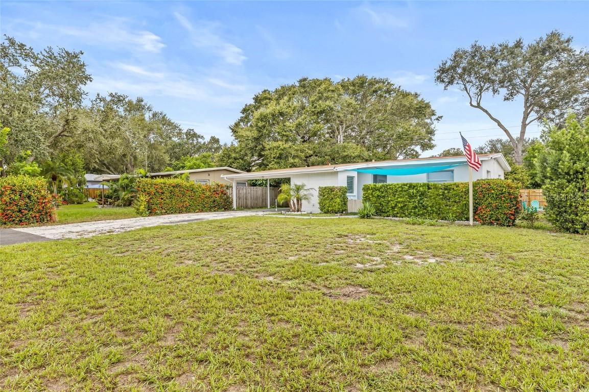 1232 Pineview Ave., Clearwater, FL 33756