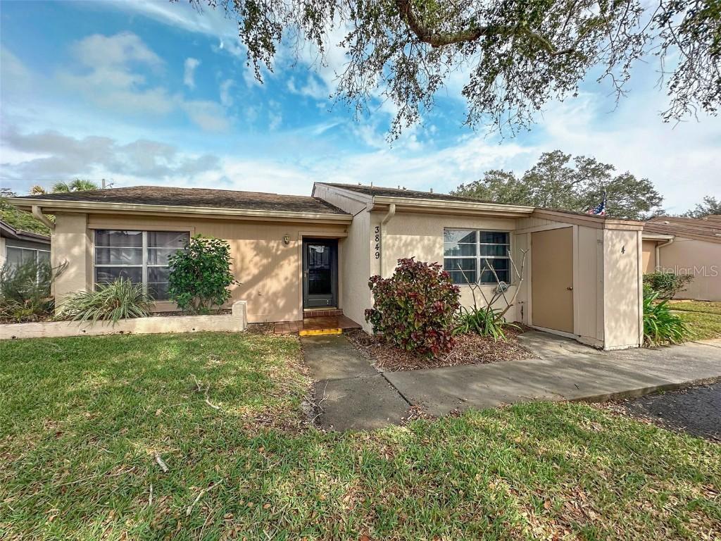 3849 Staysail Ln. #5, Holiday, FL 34691