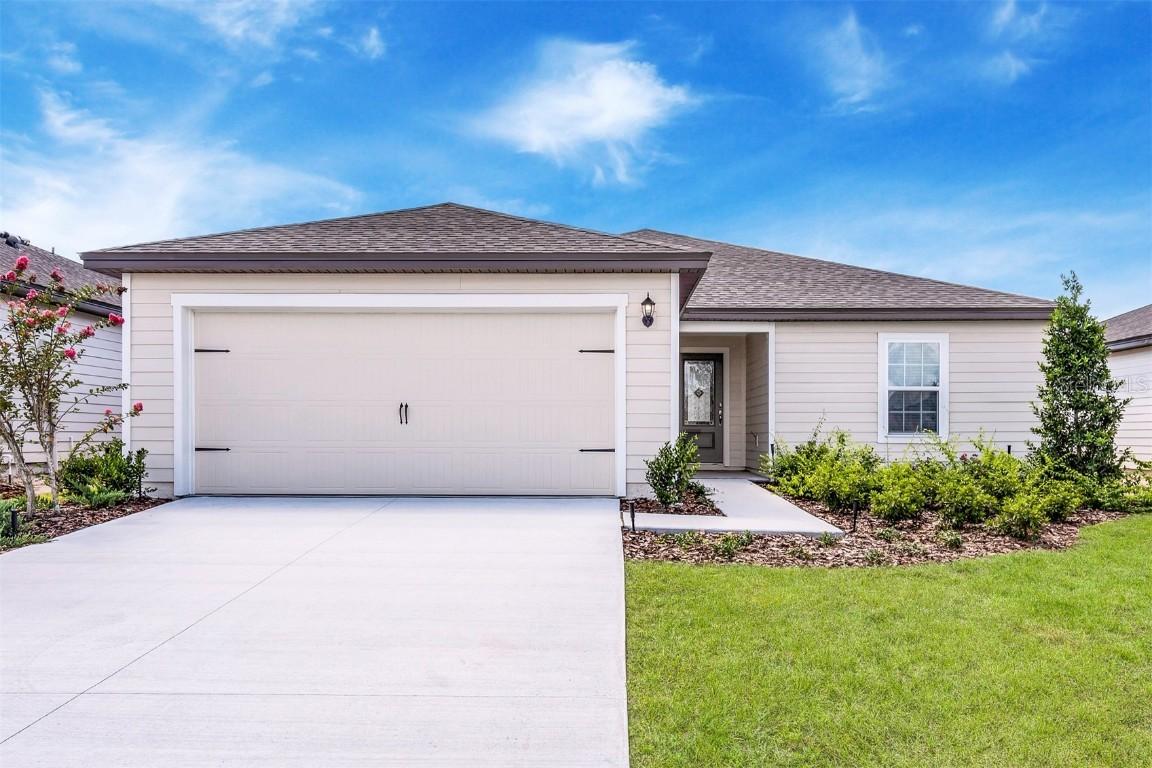 40 Presidential Ln., Palm Coast, FL 32164