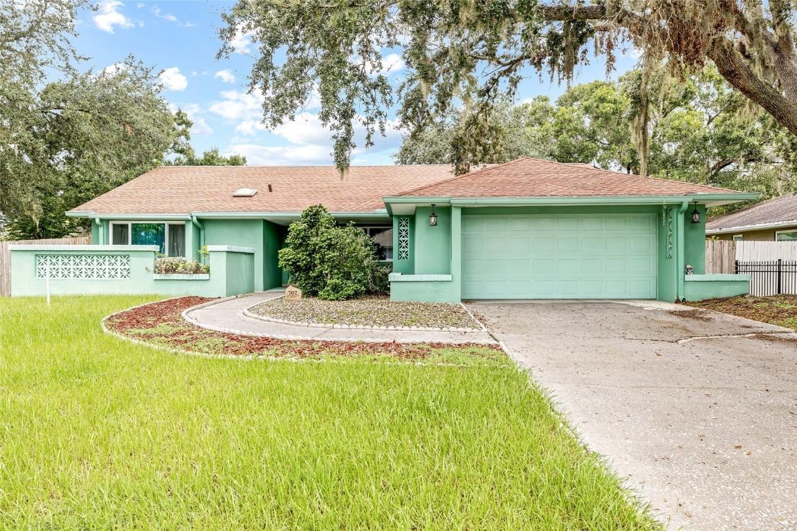 702 Fortuna Dr., Brandon, FL 33511