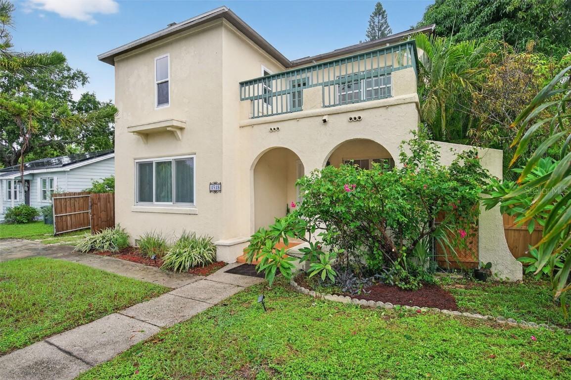 1518 17th Ave., Bradenton, FL 34205