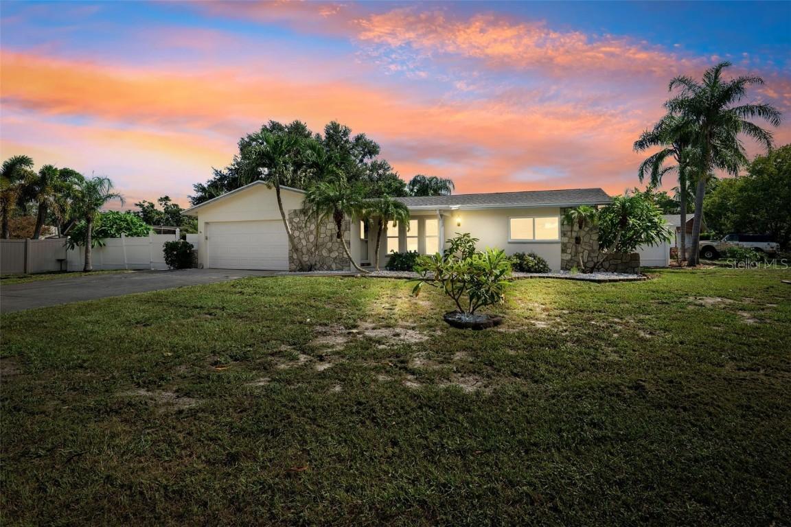 13951 87th Ave., Seminole, FL 33776