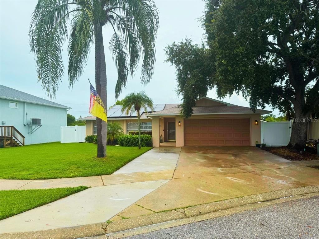 3022 Jackson Dr., Holiday, FL 34691
