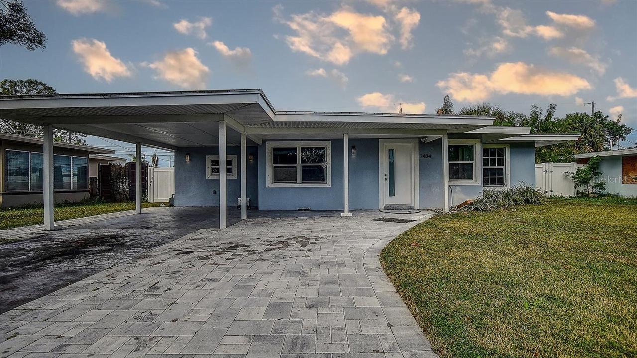 2484 Bayshore Blvd., Dunedin, FL 34698