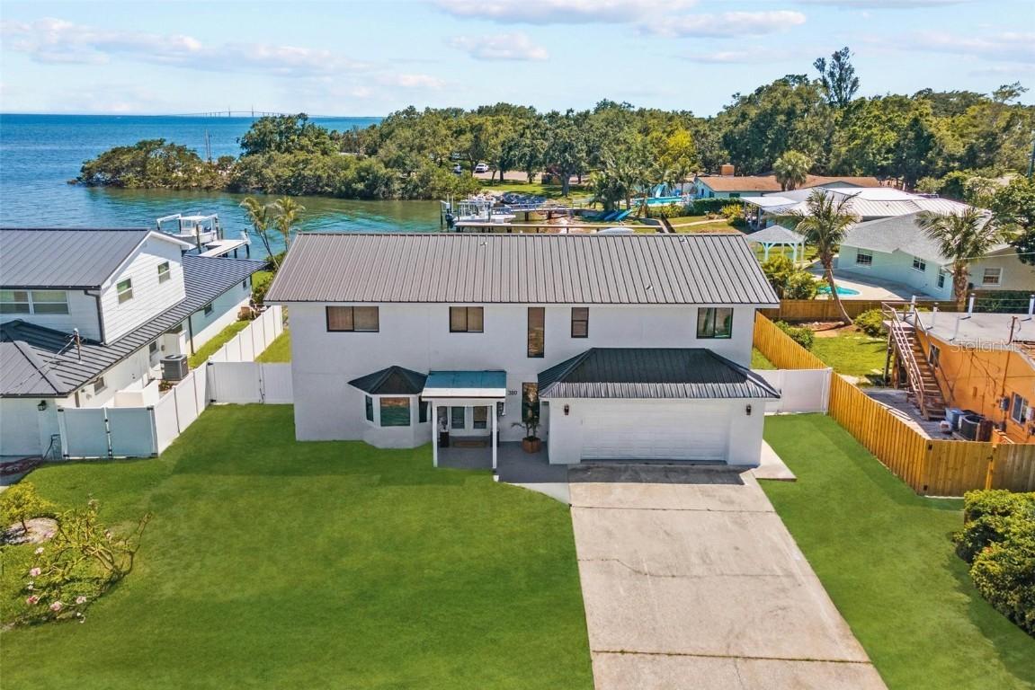 380 Colony Point Rd., St Petersburg, FL 33705