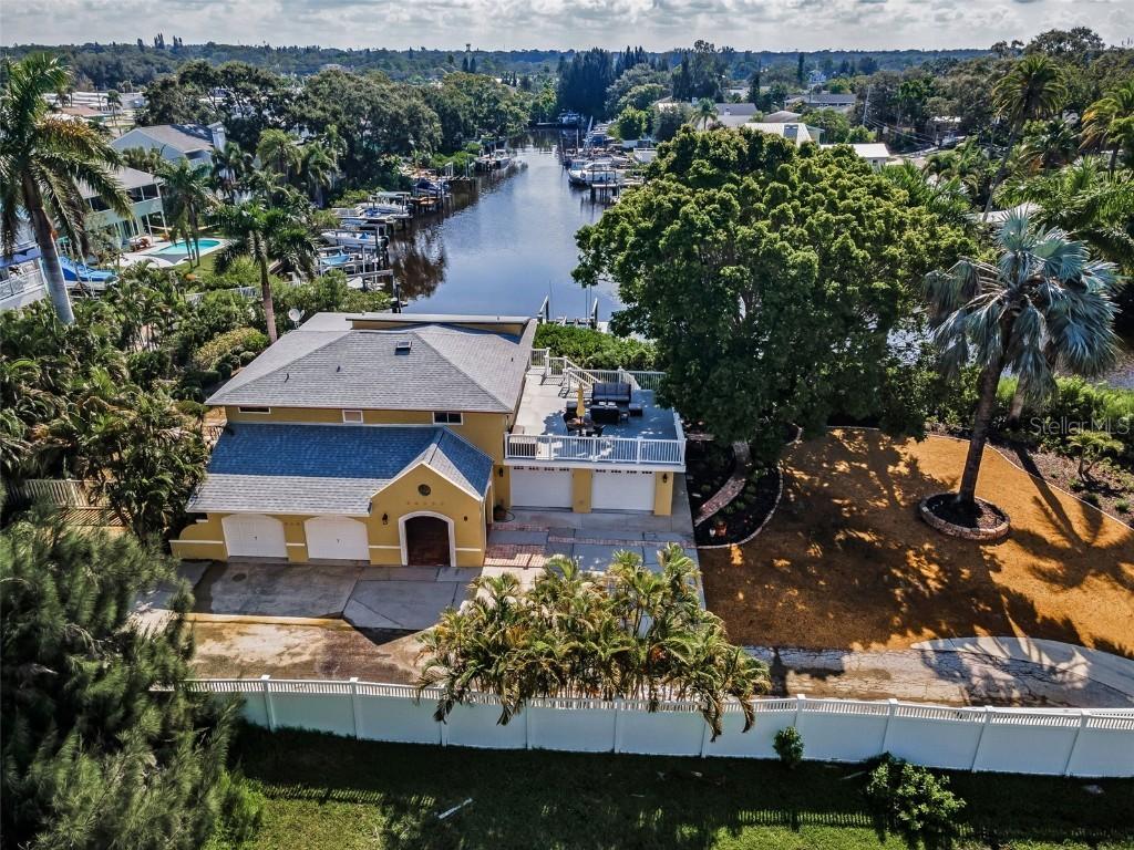 378 Tennessee Ave., Crystal Beach, FL 34681