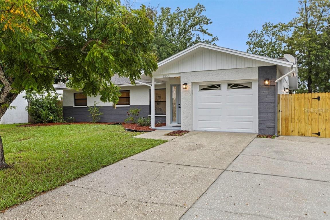 1353 Wildwood Ct., Dunedin, FL 34698