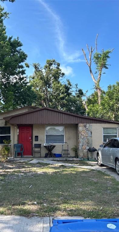 4536 S 12th Ave., St Petersburg, FL 33711