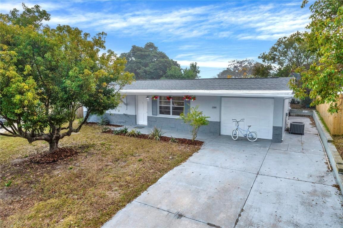 5200 Dove Dr., New Port Richey, FL 34652