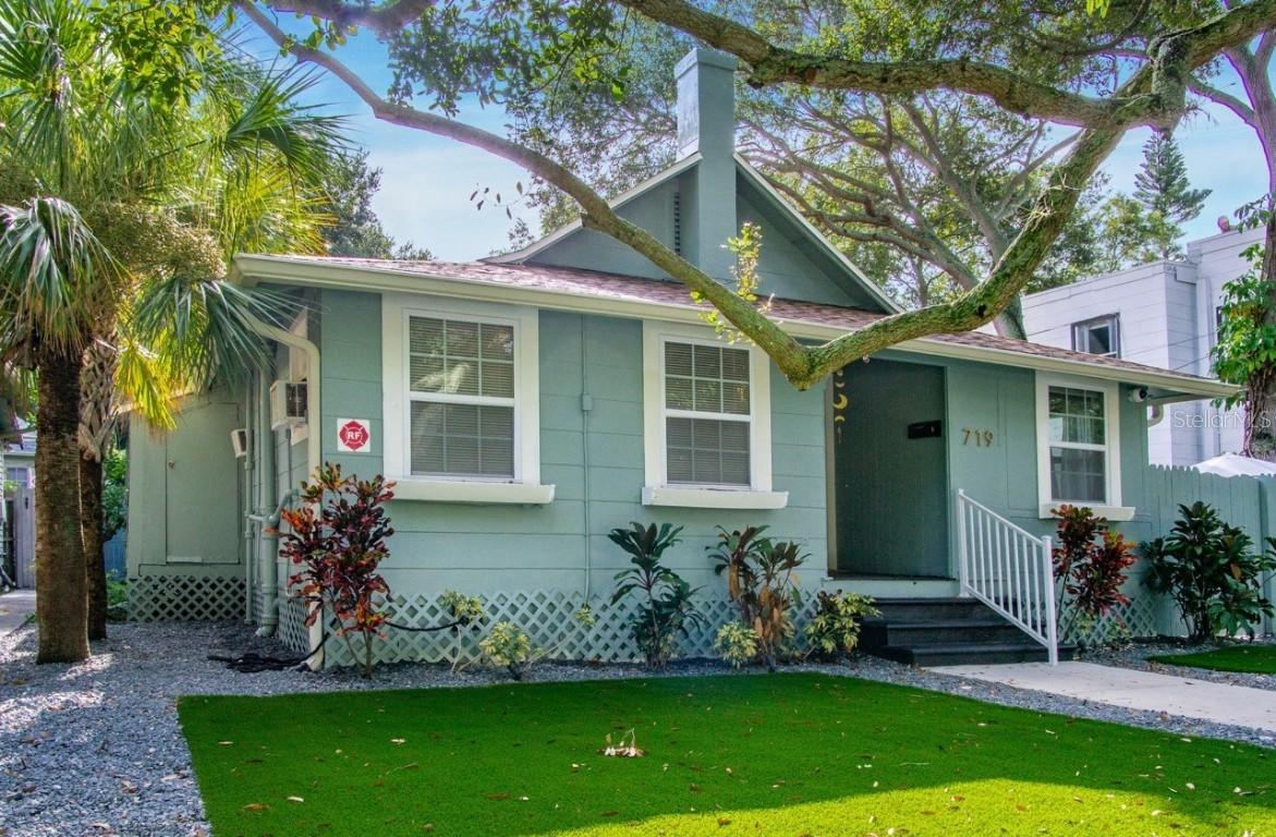 719 8th St., St Petersburg, FL 33701