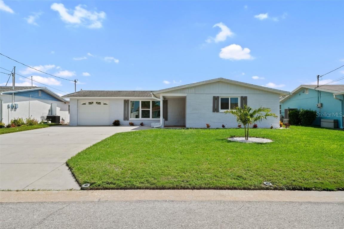 12700 2nd Isle, Hudson, FL 34667