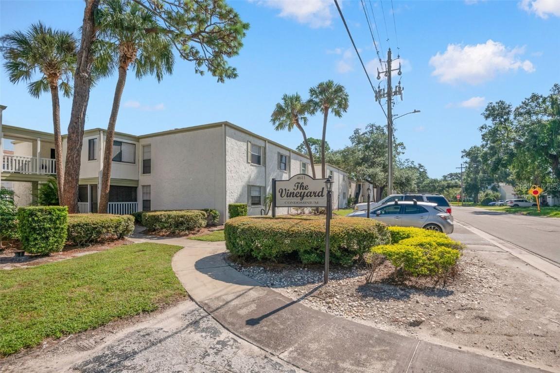 4607 W North B St. #105, Tampa, FL 33609