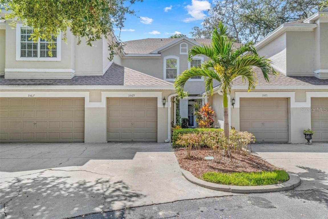 3569 Country Pointe Pl., Palm Harbor, FL 34684