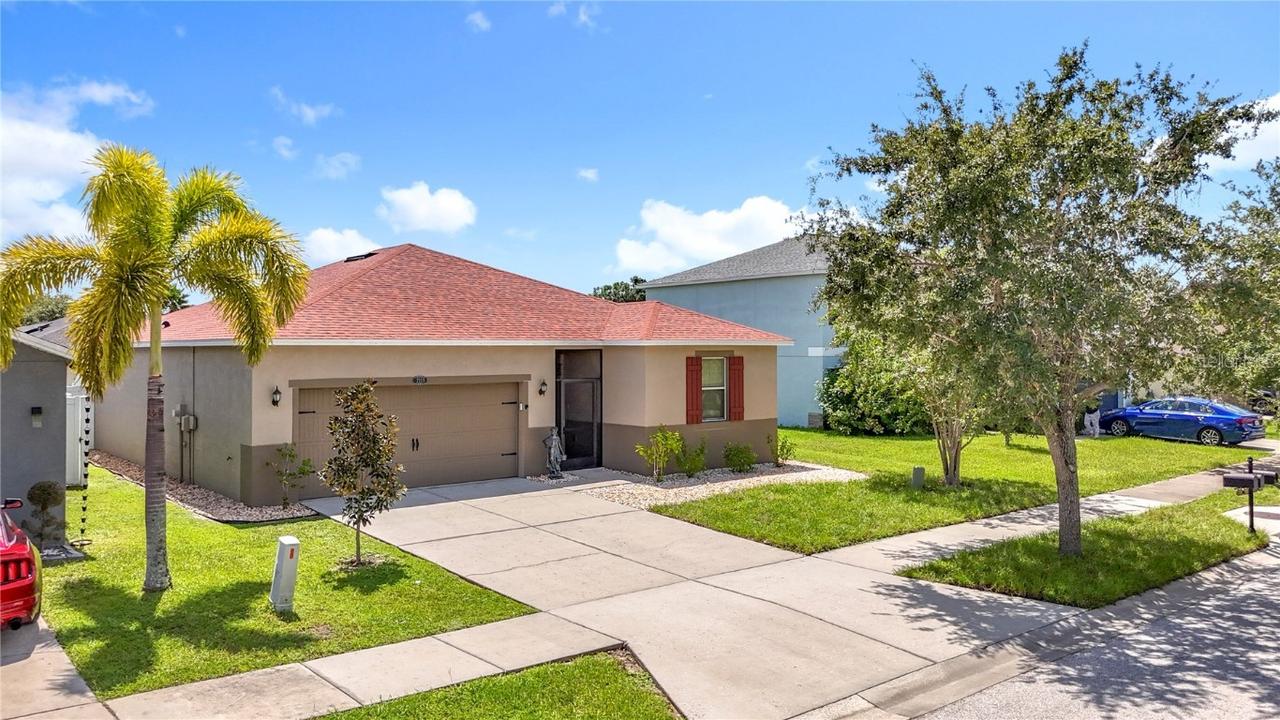 7309 Tangle Bend Dr., Gibsonton, FL 33534