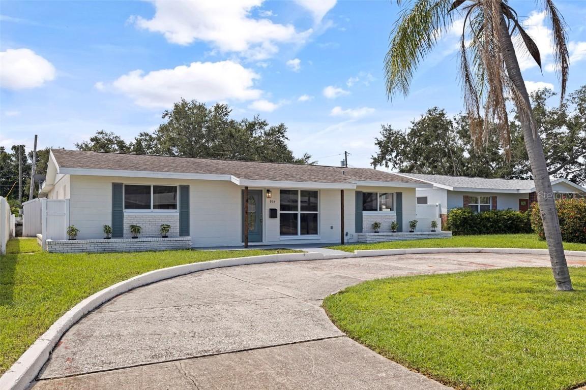 934 41st Ave., St Petersburg, FL 33703
