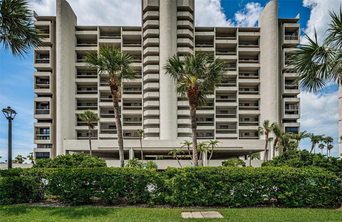 1290 Gulf Blvd. #2004, Clearwater Beach, FL 33767