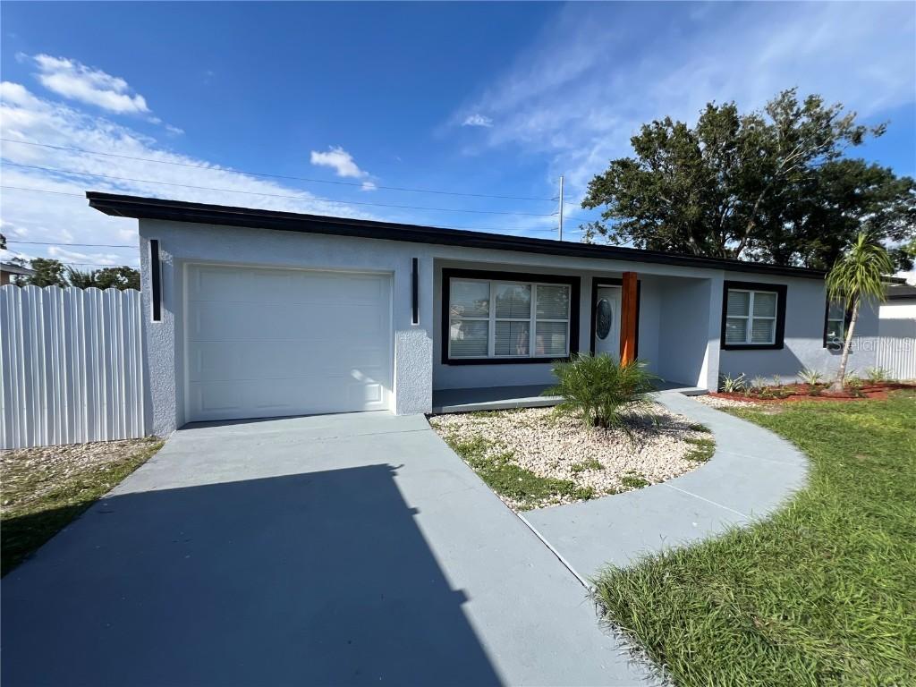2811 Auburn Ave., Tampa, FL 33614