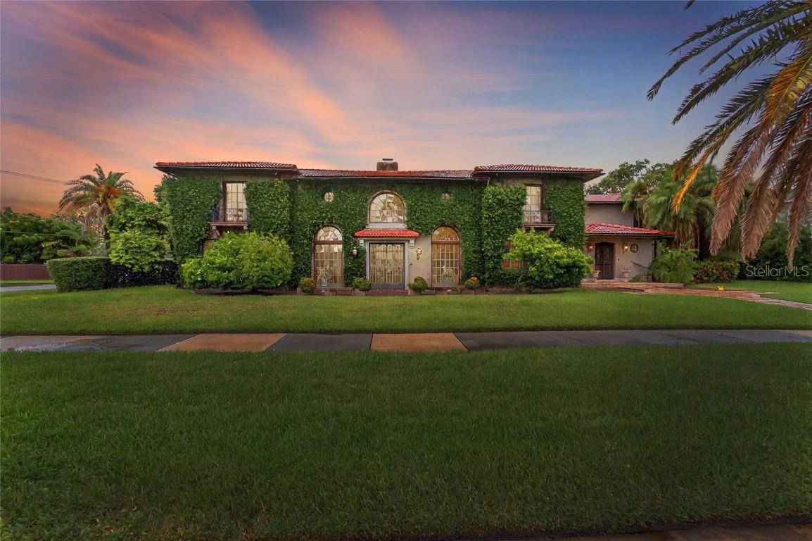 301 Caspian St., Tampa, FL 33606