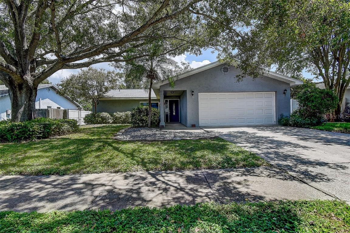 9267 92nd Way, Largo, FL 33777