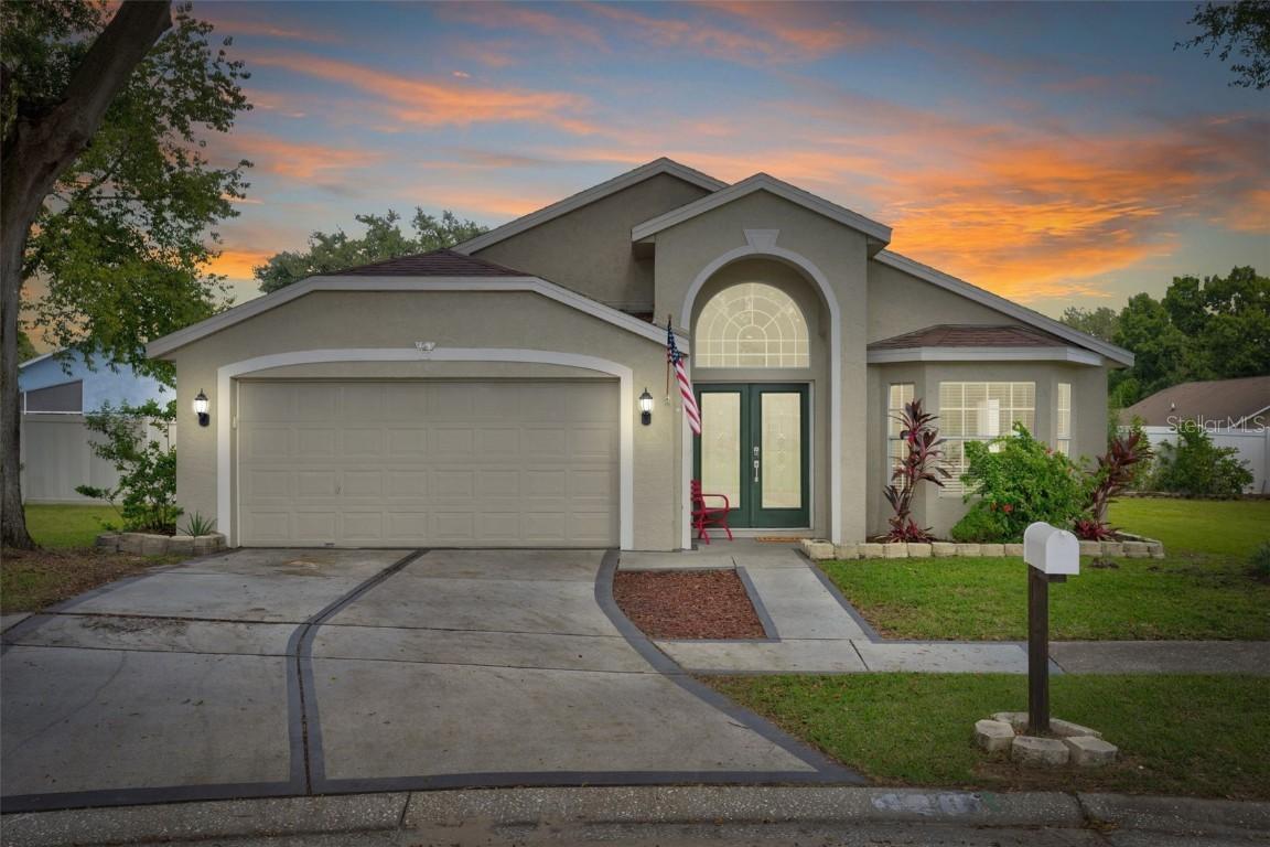 420 Sangria Dr., Valrico, FL 33594