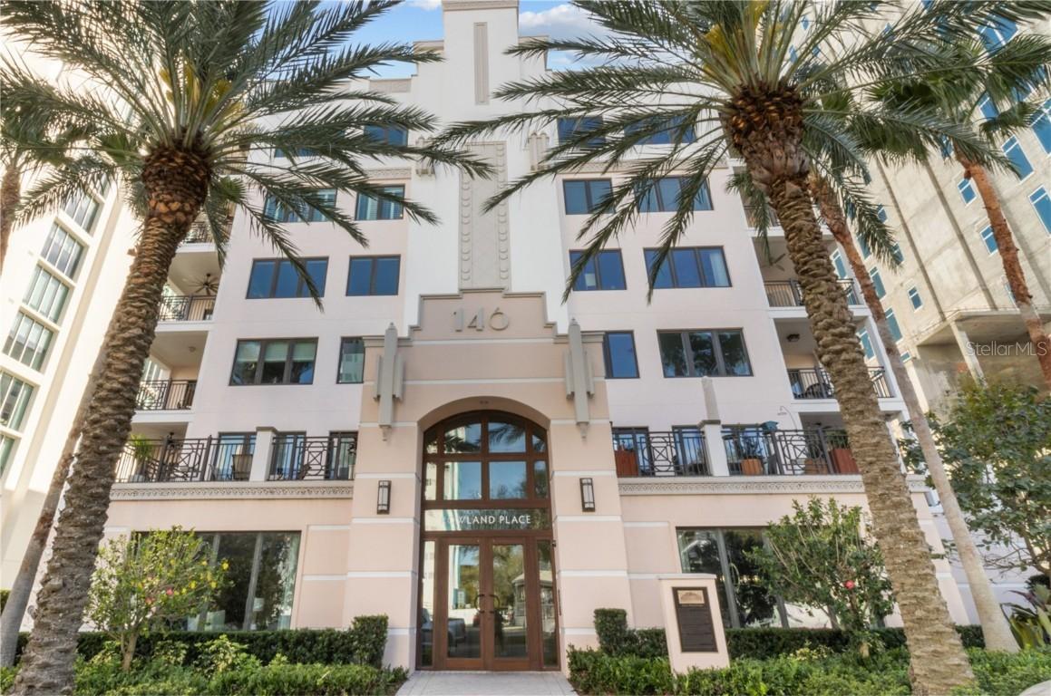 146 4th Ave. #302, St Petersburg, FL 33701