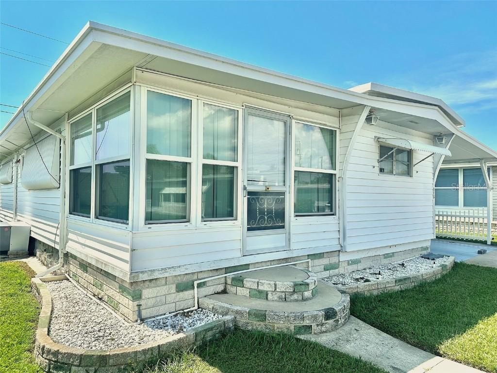 2000 E Bay Dr. #116, Largo, FL 33771